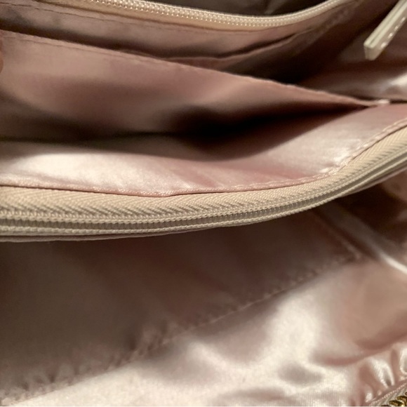 Joy & Iman RFID Crossbody Bag - Picture 16 of 16